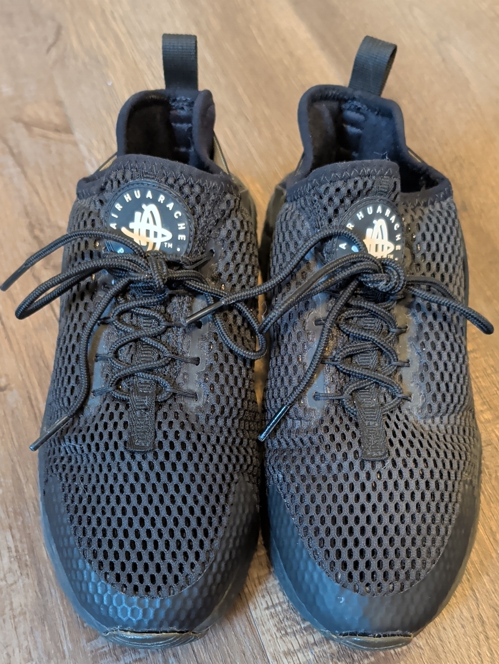 Nike Women's Air Huarache Black Mesh Sneakers